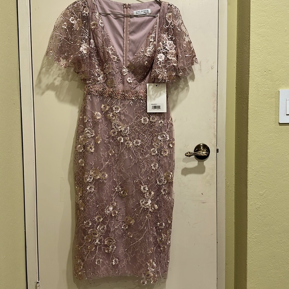 Mac Duggal knee length dress with sequins and lace detail, light purple